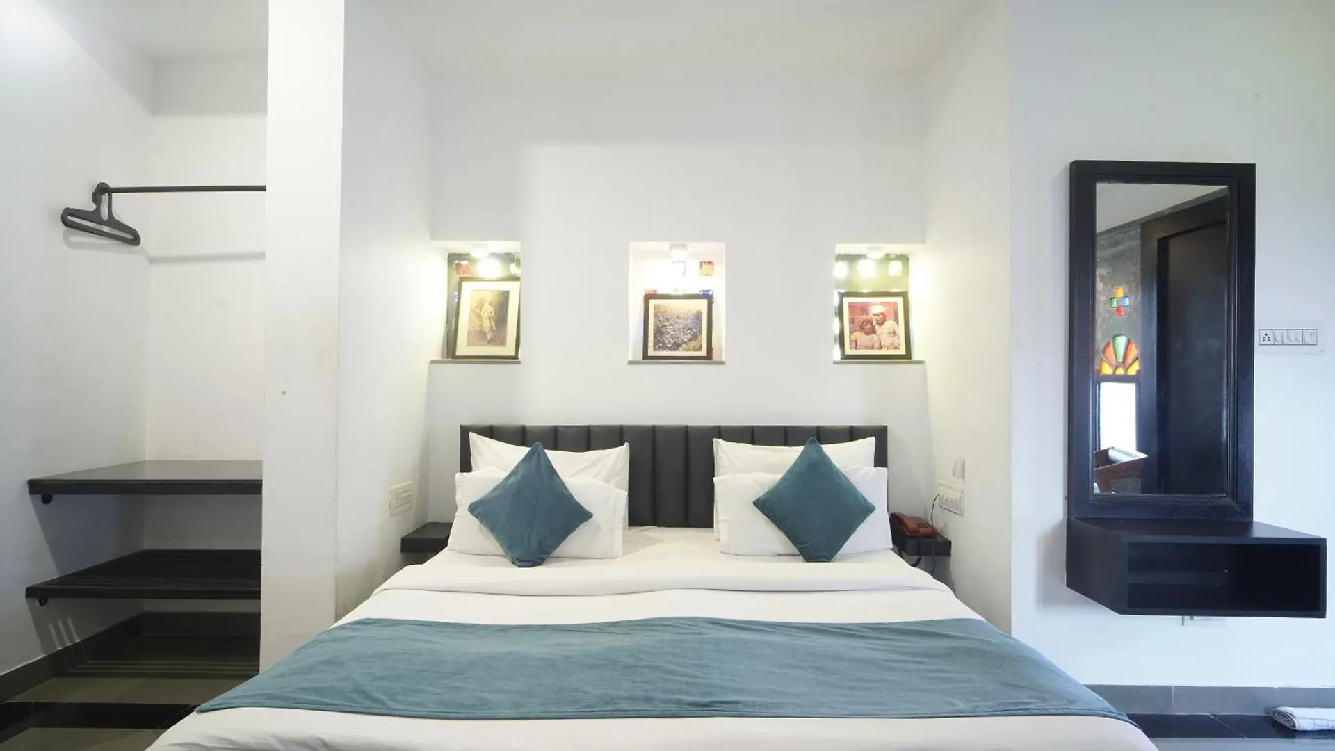 Hotel Banjara Heritage Udaipur 2*,
