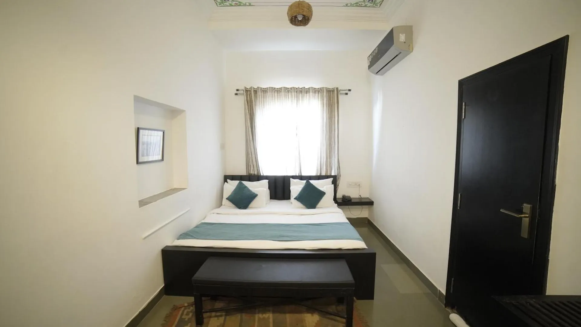 Hotel Banjara Heritage Udaipur