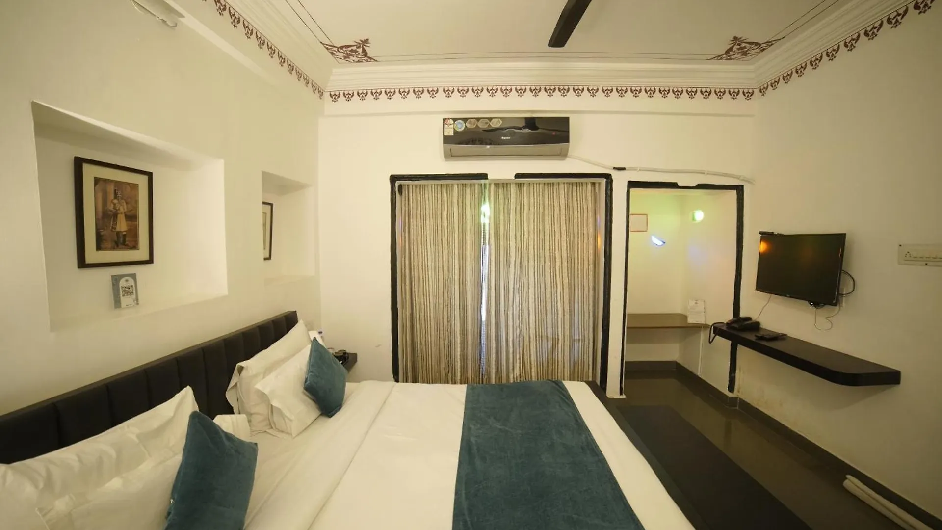 Hotel Banjara Heritage Udaipur